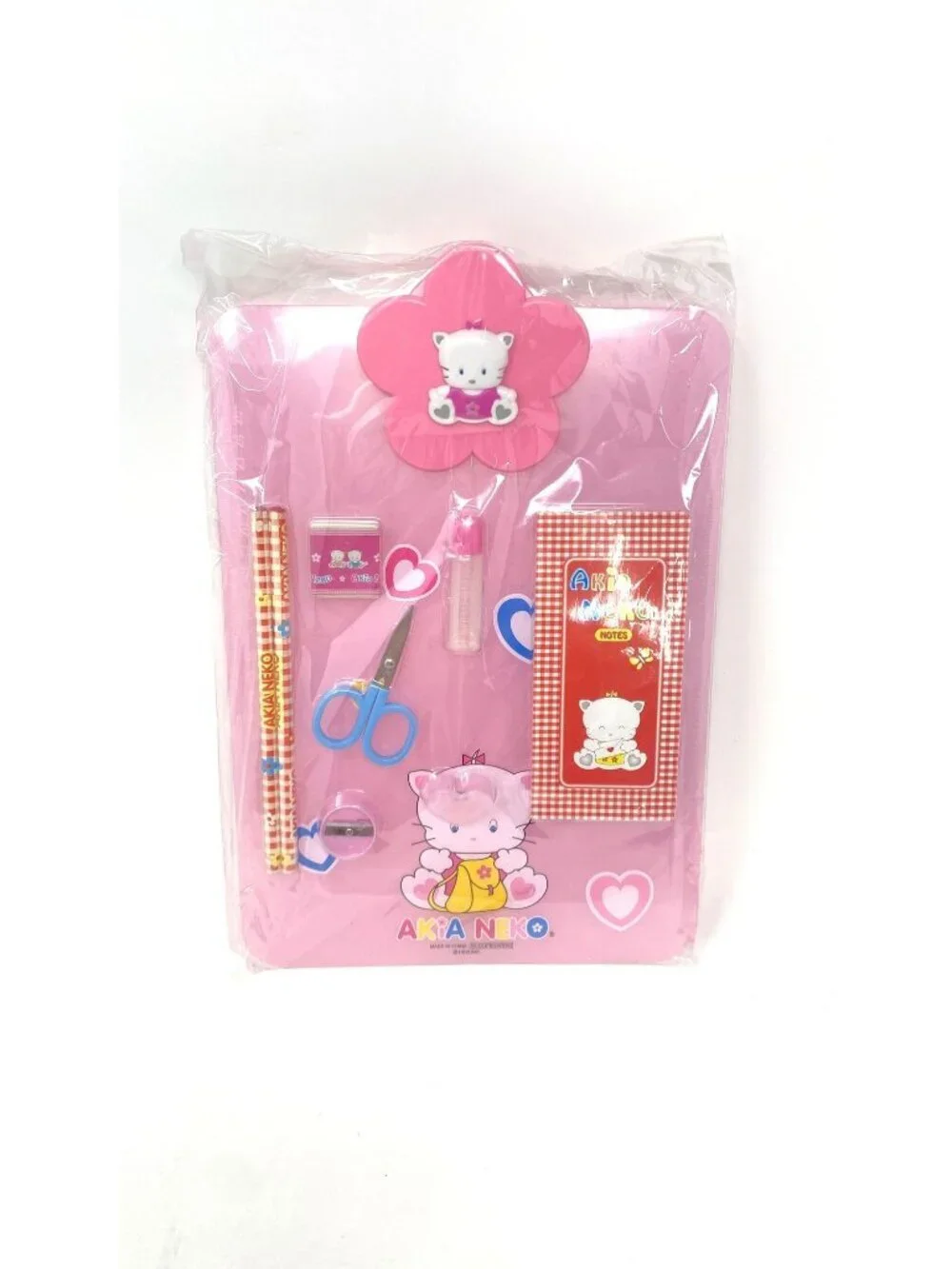 Akia Neko includes spiral